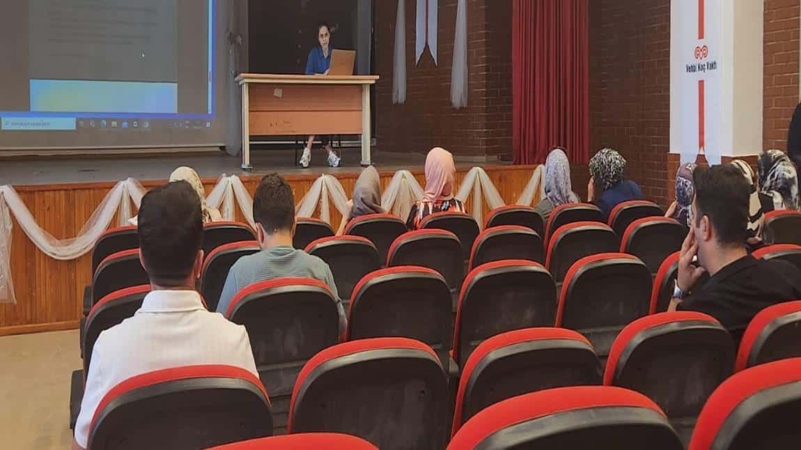 1. Sınıf ve Anasınıfı Öğrencileri İçin Okula Uyum ve Adaptasyon Semineri
